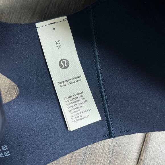 Lululemon NWT Go Further Bra with Support Code Technology True Navy - Picture 8 of 8
